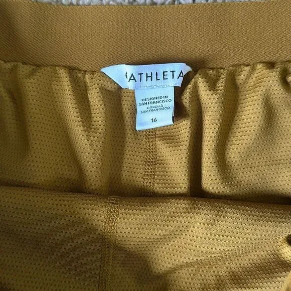 NWT Athleta Mustard Color Vienna Cargo Skort Size 16 - Picture 6 of 6